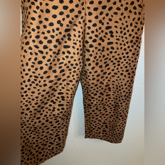Entro Leopard Print Overalls - Picture 4 of 8